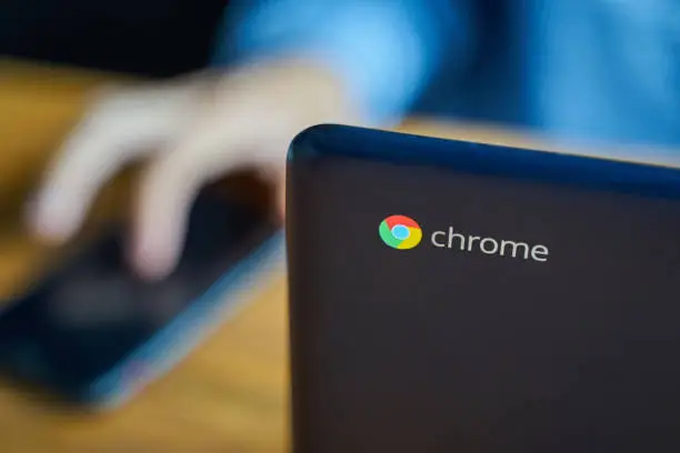 How to Freeze Your Screen on Chromebook? (in 2 steps)